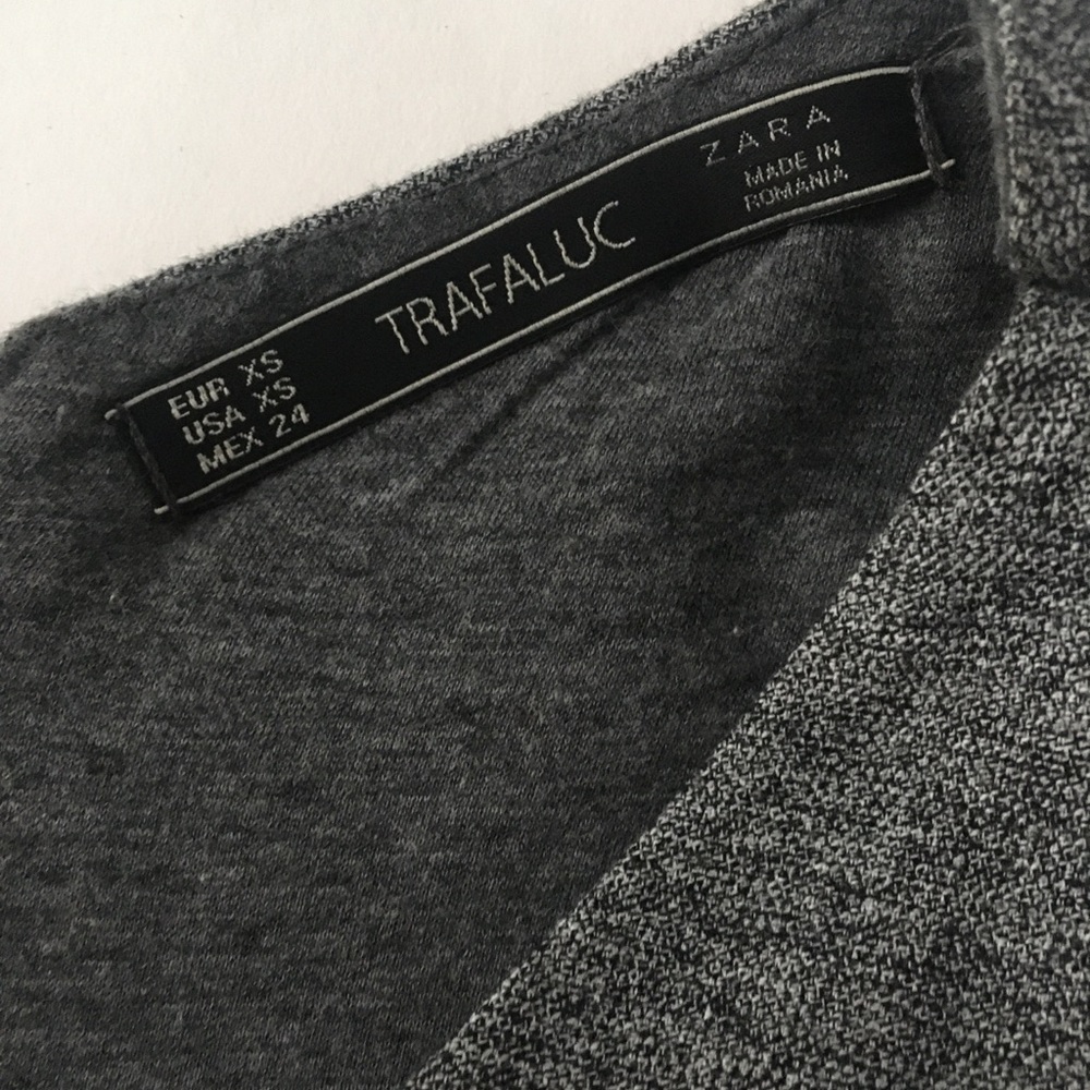 Grey Button-Down Dress 👗 - Picture 2 of 5